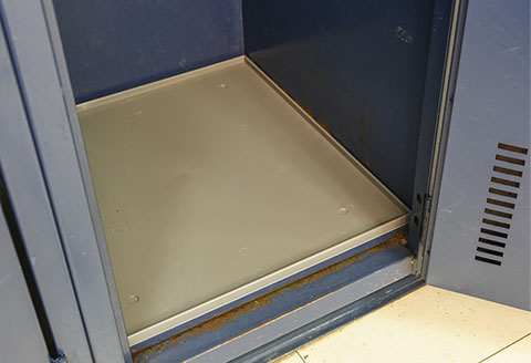 Locker bottom